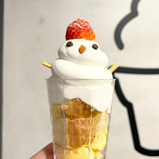 季節限定☆なめらかソフトクリームのスノーマン登場！